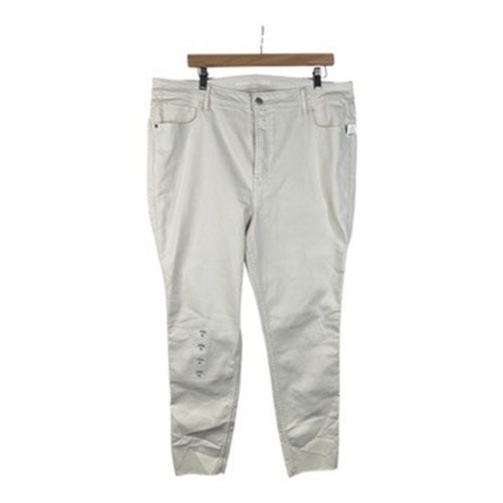 New Old Navy Extra High Rise Super Skinny‎ Pants size 18 Beige